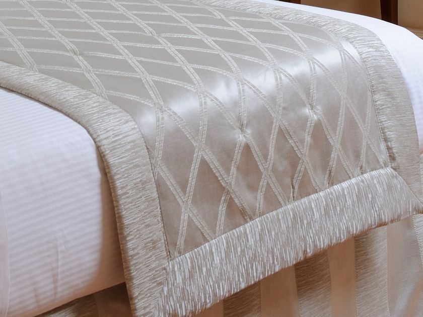 Bed Runner Letto Moderno 50x240 Cm – Blu Con Motivi Floreali – Per Letto 1,8 M – Federa 50x50 Non Inclusa