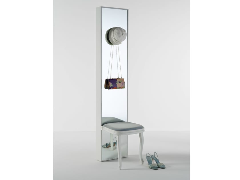 FREE STANDING LACQUERED WALLMOUNTED WOODEN HALLWAY UNIT SECRETO