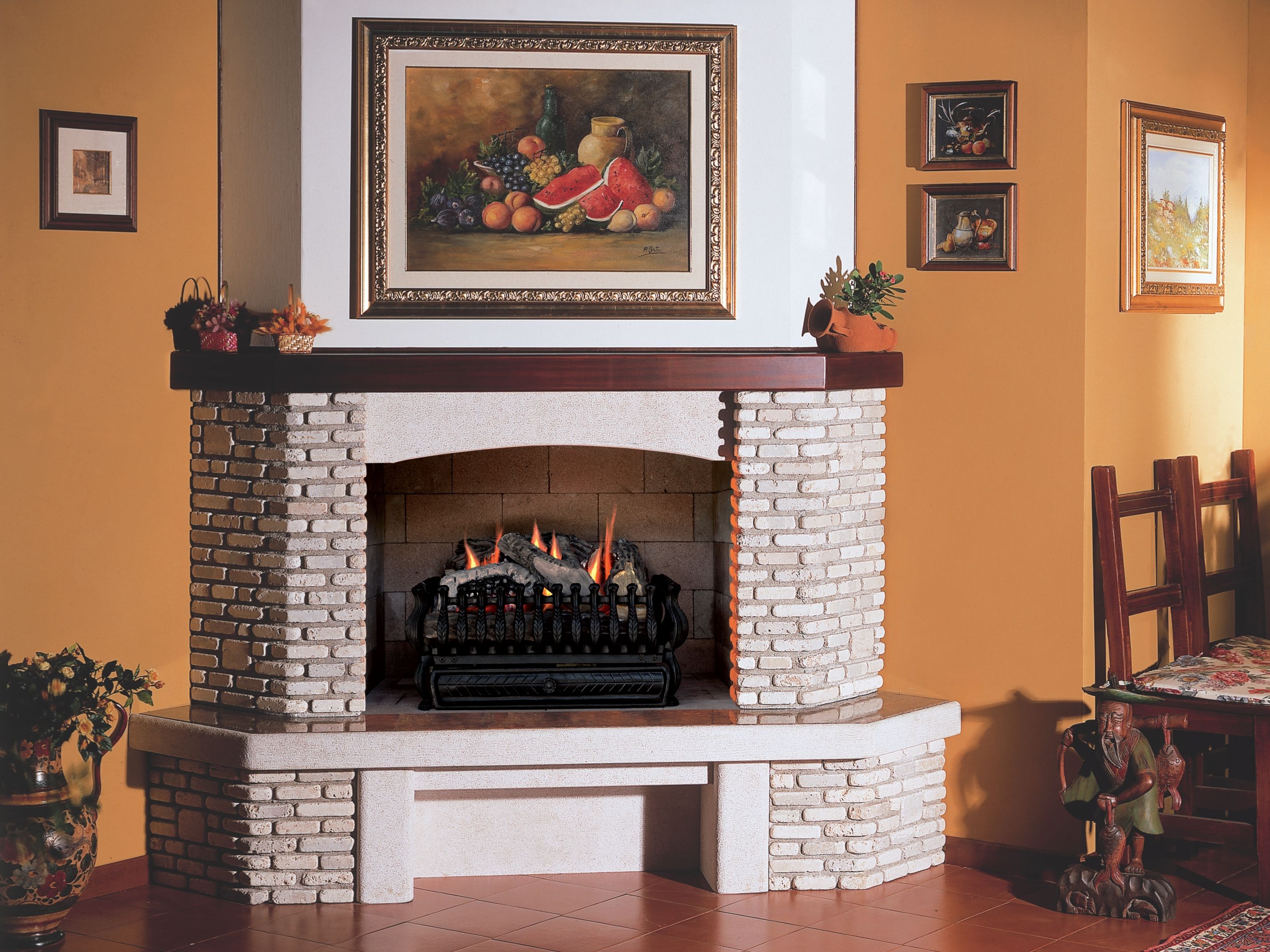 GAS WALLMOUNTED FIREPLACE VESTA SEVILLE BY BRITISH FIRES