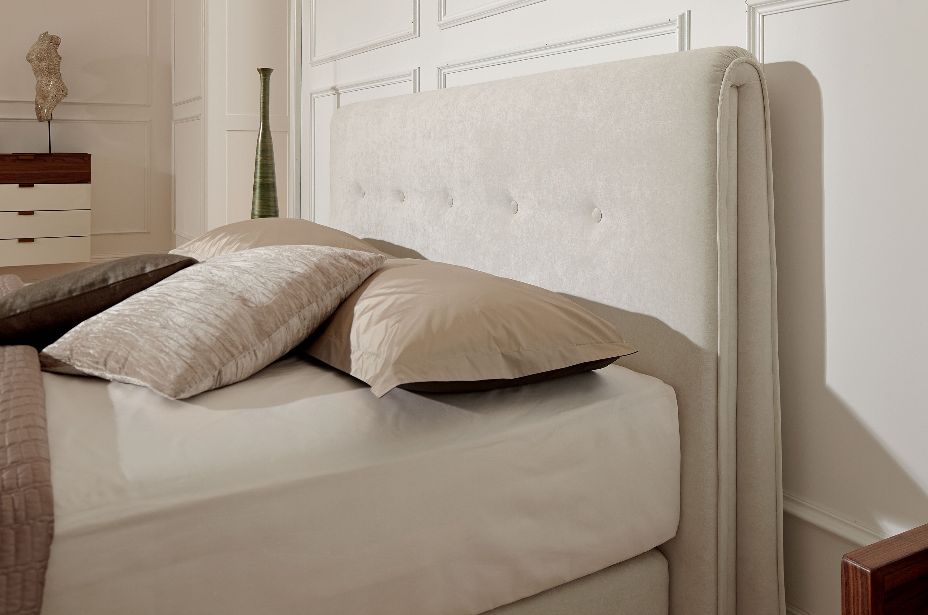 BOXSPRING SUITE DELUXE Headboard by HülstaWerke Hüls