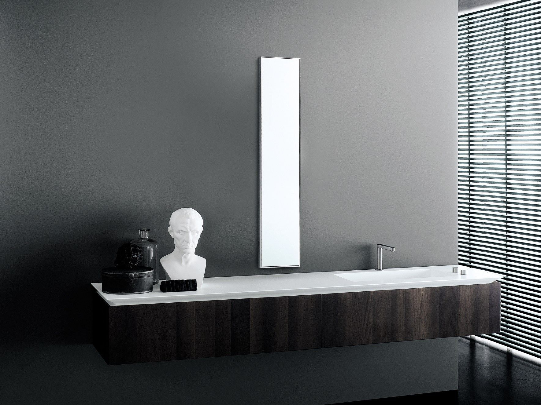 Wallmounted vanity unit B14 by Boffi design Norbert Wangen