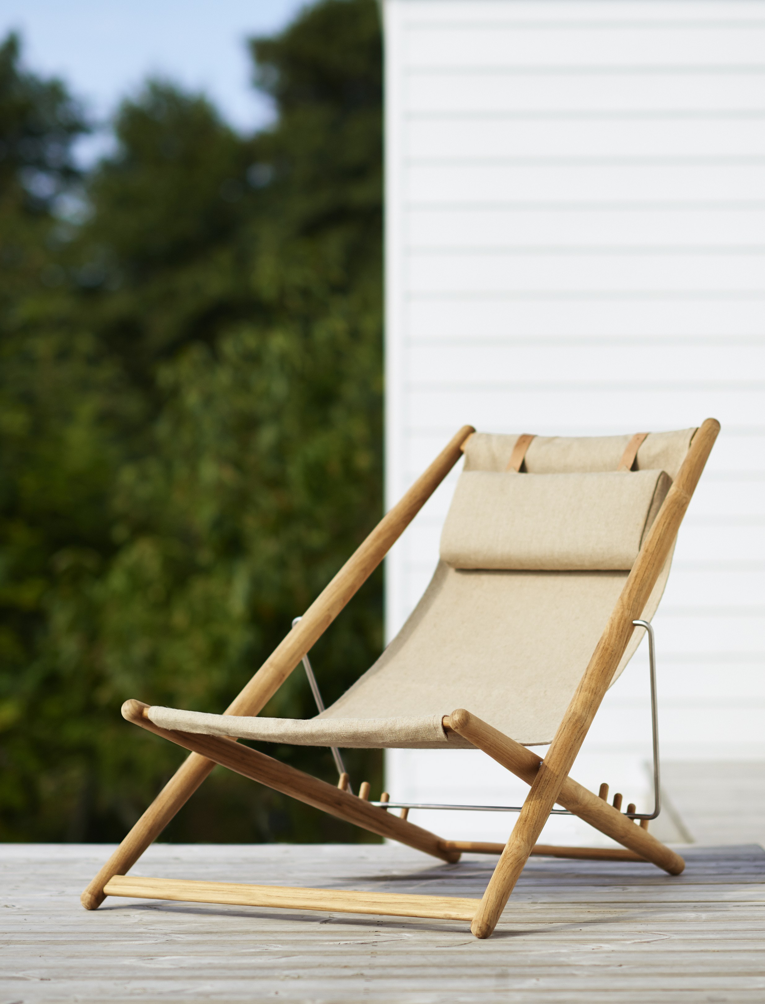 Recliner deck chair H55 by Skargaarden design Björn Hultén