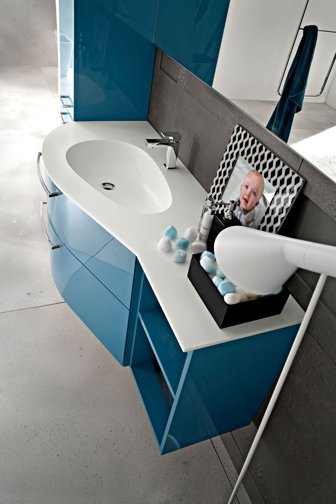 PLAY Lacquered vanity unit by Cerasa