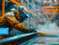 Verniciatura a polvere o liquido: come scegliere la soluzione più adatta ai metalli