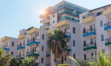 La sopraelevazione in condominio causa danni da risarcire?