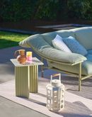 Tavolino Vidalenta di Patricia Urquiola – Collezione Cassina Outdoor - photo Francesco Dolfo