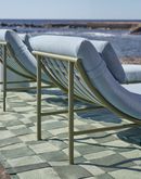Sunbed Vidalenta di Patricia Urquiola – Collezione Cassina Outdoor - photo Francesco Dolfo
