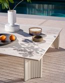 Tavolino Vidalenta di Patricia Urquiola – Collezione Cassina Outdoor - photo Francesco Dolfo