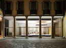 L'allestimento nel Flos Professional Space di Corso Monforte 15