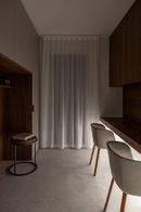 Iconica, superfici in gres porcellanato Caesar, Opera Prima, progetto di Studio Eigen - Ph. Francesca Vinci