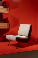 Poltrona Meda, CB2, Torri Lana - Ph. Francesco Merlini