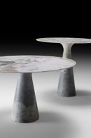 Leaf coffee table and dining table - Ph. Leo Torri