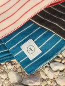 Outdoor Market Throw family