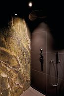Doccia con rubinetteria Dornbracht, Vinova Architects GmbH - Ph. Holger Jacob