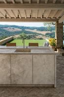 Project by Paul Konstant - Interior design by Margot Stone Bowen - Photo by Davide Dainelli