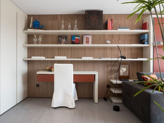 Girò, consolle e workstation - Progetto Andrea Castrignano, Lugano