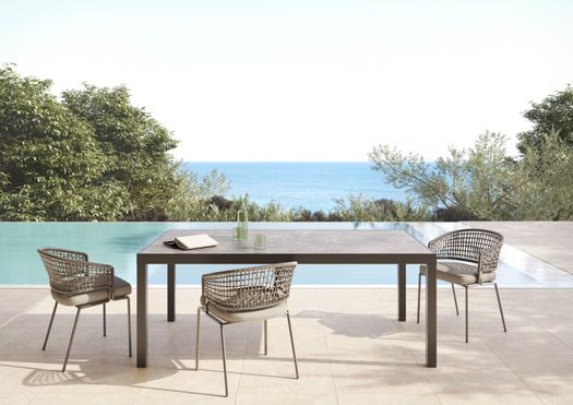 Convivialis, Regular 200