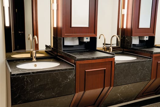 IL RECUPERO DELLA LAEISZHALLE DI AMBURGO