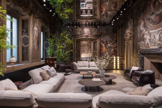 Collezione di arredi Poltrona Frau 2026, 'True Over Time' - Flagship store di Via Manzoni 30 a Milano