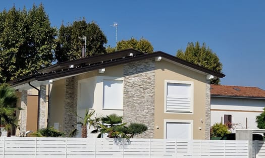 La resistenza del laterizio e la duttilità dell’acciaio