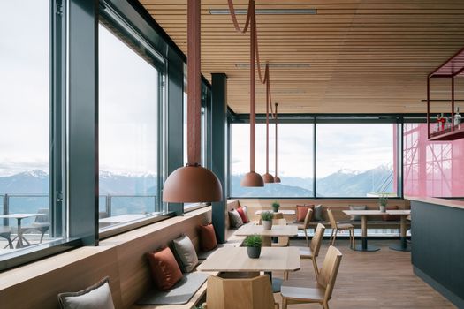 Cubus Restaurant - Interior Design by biquadra - Architectural project by Roland Baldi - Photo by Tobias Kaser