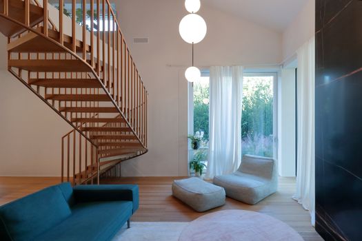 VERTICALITY HOME: IL PARQUET LISTONE GIORDANO COME FIL ROUGE DELL'INTERO PROGETTO