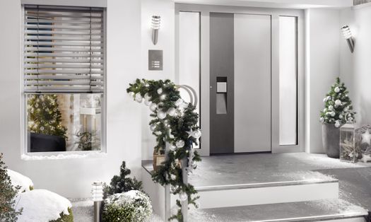 La magia del Natale inizia dalla porta d’ingresso