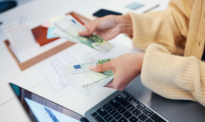 Professionisti non in regola con tasse e contributi, la PA decurterà il compenso