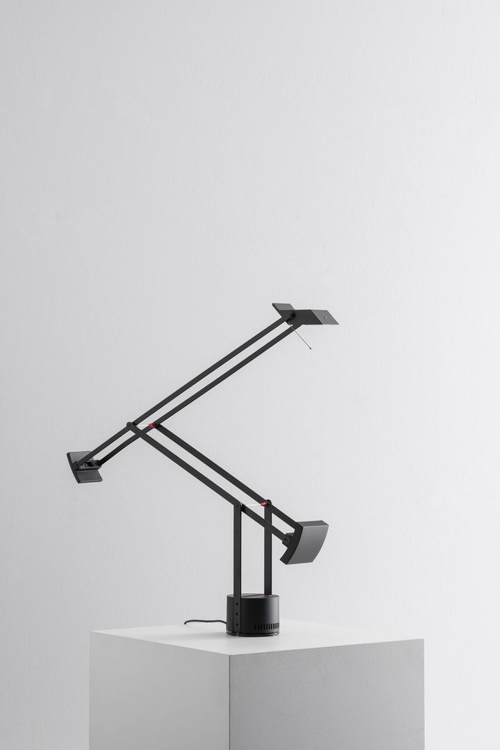Lampada Tizio in versione nera