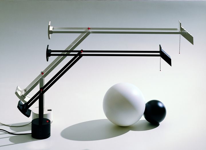 Lampada da tavolo Tizio, Artemide