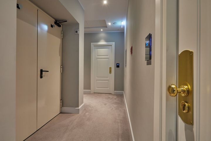 Dierre firma le porte del Grand Hotel et Des Palmes di Palermo