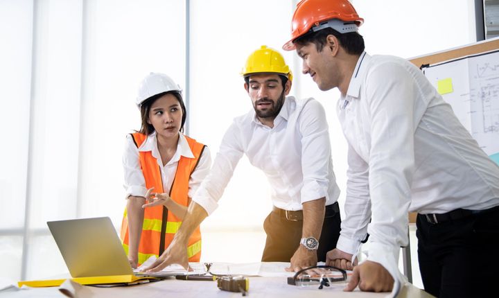 Ingegneri: urgente riformare la professione e aggiornare i parametri dei compensi