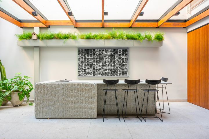 Esempio di ristrutturazione - Casa MK di SuperLimão Studio | © Foto:  André Scarpa