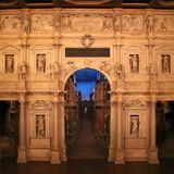 Ritorno alla scena: quando l’architettura diventa scenografia