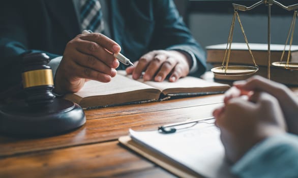 Nessuna sanatoria senza doppia conformità e autorizzazione paesaggistica