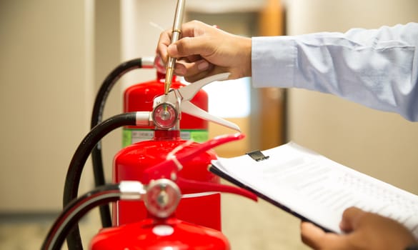 Sicurezza antincendio, rinviato di un altro anno l’obbligo di formazione dei manutentori