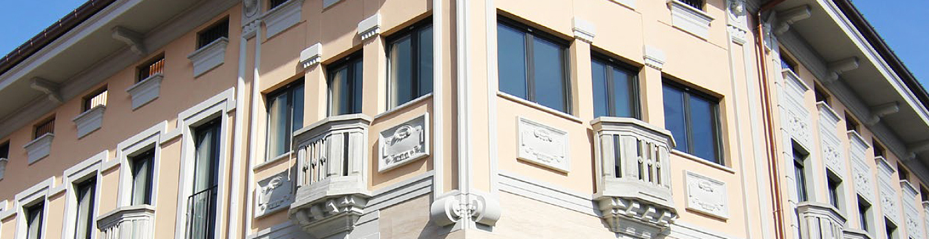 Eleni Decor
