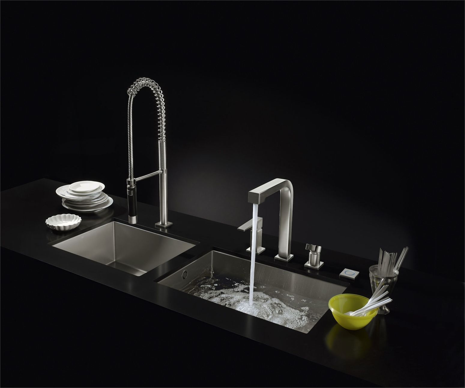 Dornbracht premiere eUnit Kitchen