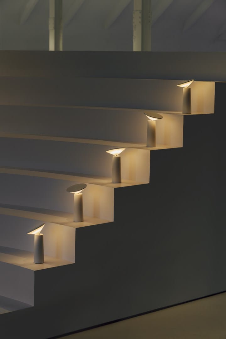 LEDS C4 Lights Up Fuego Camina Conmigo’s New Offices in Barcelona