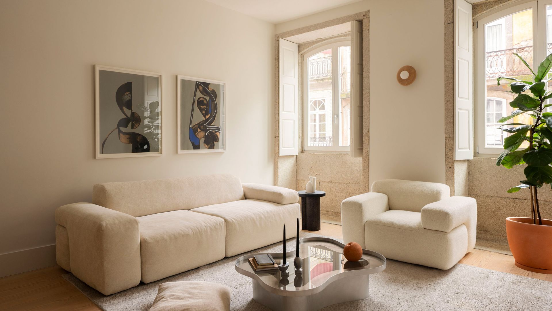 Soft Stone: ClassiCon's first sofa system