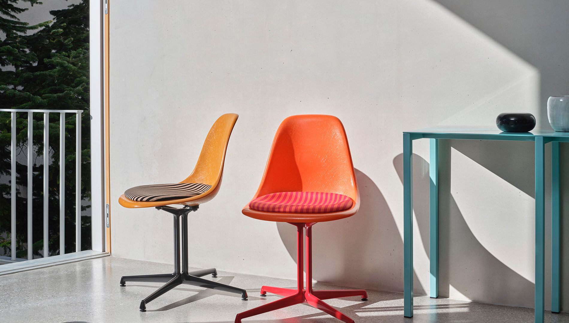 cover1920_Eames-Fiberglass-