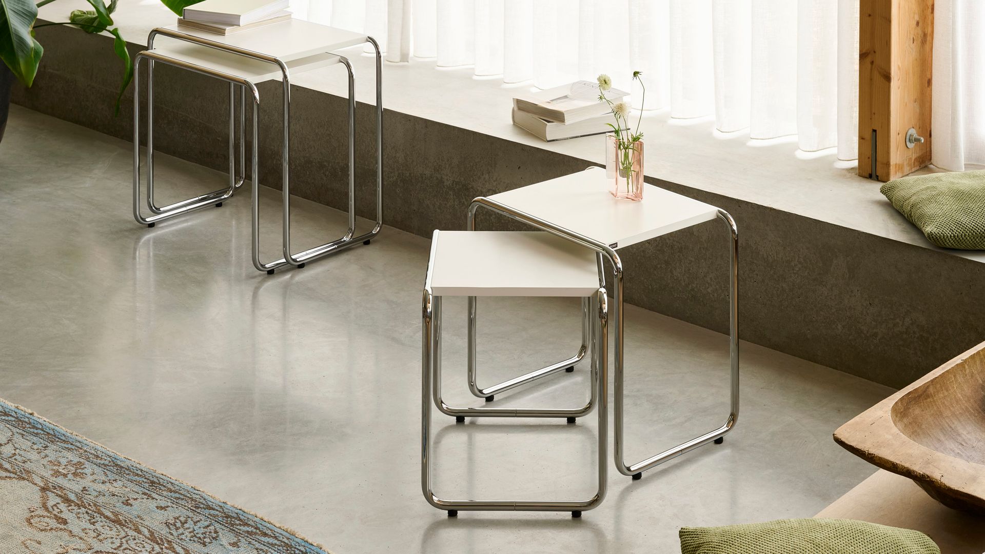 【希少】BAUHAUS THONET postmodern ヴィンテージ 4脚 100 years of Bauhaus Dessau and the first tubular steel furniture