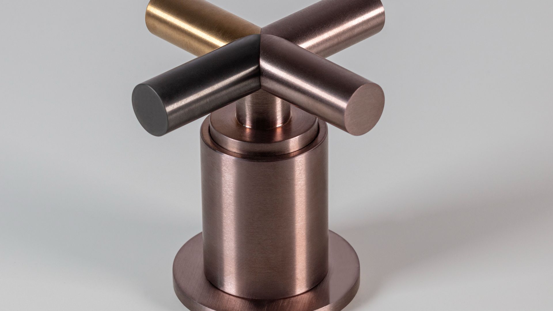 The customisable Zazzeri Z316 stainless steel taps