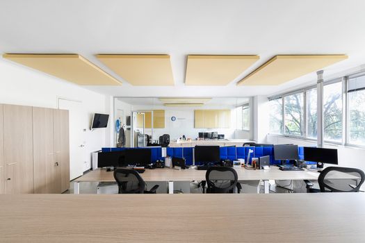 Caruso Acoustic para las oficinas de F.I.S.G. en Milán