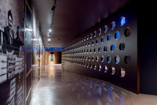 Isoplam veste i pavimenti del nuovo centro visitatori Mondo Melinda