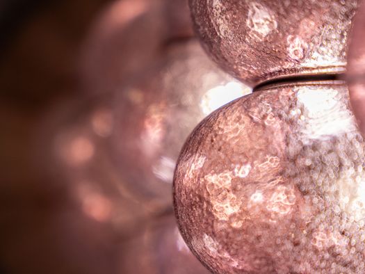 Siru, la luce come gesto d’arte
