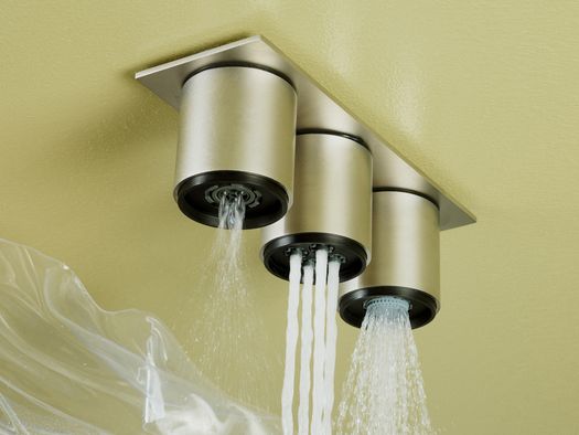 Rigour and Design Freedom: the Bar 59 Shower System by Zucchetti