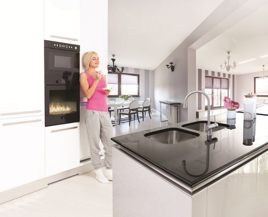 Riscalda la tua cucina con nuovo caminetto di Planika