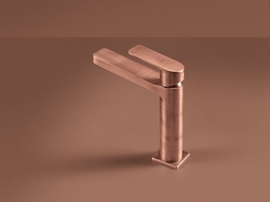 FIR Italia Colors the Bathroom