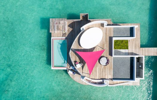 A Touch of Color for the Outdoors